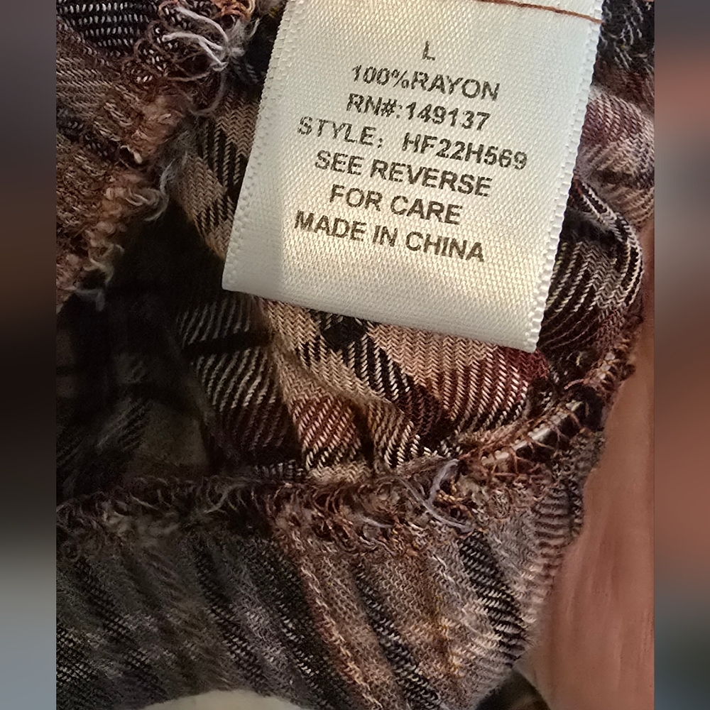 HYFVE Cropped Plaid Shirt - Picture 5 of 5